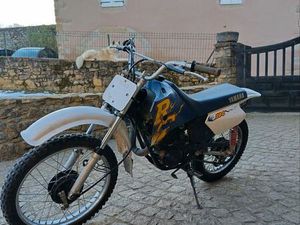 YAMAHA 100RT