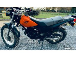 MOTO TW 125 YAMAHA
