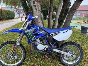 85 YZ YAMAHA
