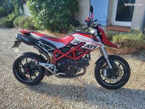 VDS HYPERMOTARD DUCATI 1100