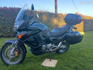 VARADERO 1000 TRAVEL ÉDITION