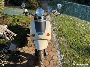 SCOOTER APRILA MOJITO