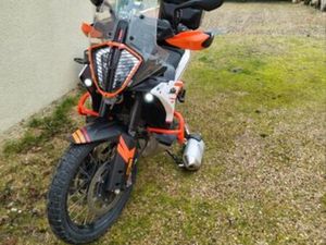 MOTO KTM ADVENTURE 790