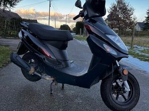 SCOOTER LAZIO RENO 4T 50 CC – TRÈS BON ÉTAT MÉCANIQUE, 6237 KM