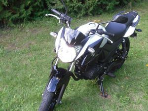 YAMAHA 125 YS ÉTAT NEUF