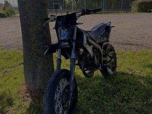 MOTO DERBI