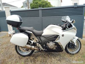 1200 VFR DCT