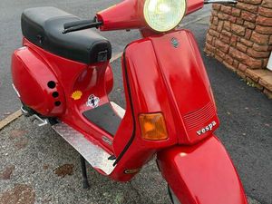 VESPA LX 125