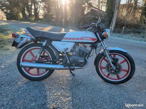 VENDS 125 YAMAHA RDX