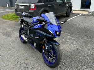 YAMAHA R7 A2
