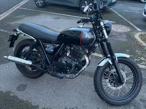 MOTO BRIXTON SAXBY 250