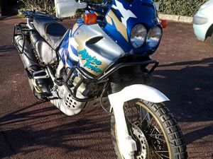 AFRICA TWIN 750 RD07