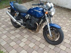 SUZUKI INAZUMA 750