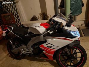 APRILIA RS 125 2025