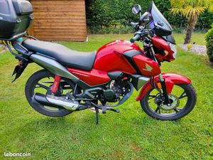 MOTO HONDA 125CBF MODÈLE 2021