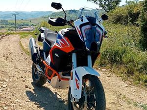 KTM 1290 SUPER ADVENTURE R 2025