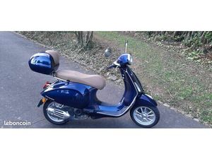 VESPA PRIMAVERA 50
