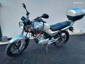 YAMAHA YBR125 QUASI NEUVE