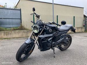 ZONTES SCRAMBLER 125