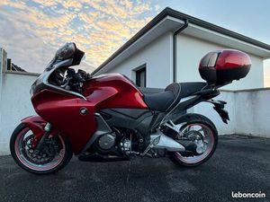 HONDA VFR1200F
