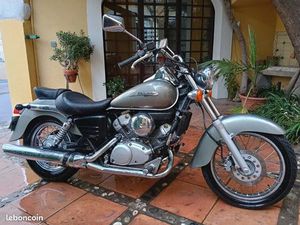 MOTO HONDA SHADOW 125