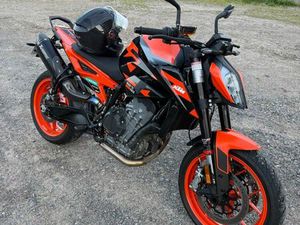 KTM 890 DUKE GP
