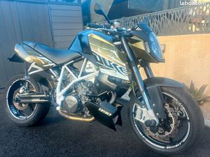 KTM 990 SUPERDUKE