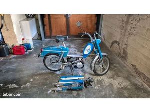 CYCLOMOTEUR PEUGEOT 104