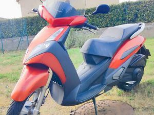 SCOOTER PEUGEOT GEOPOLIS 125 CM³ IDÉAL CAMPING CARISTE