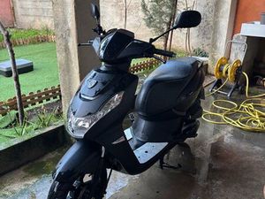 SCOOTER 50 CC KISBEE BLACK ÉDITION