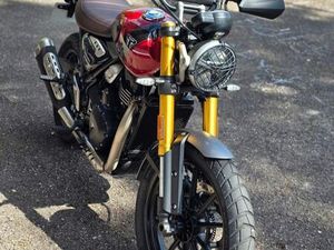 TRIUMPH SCRAMBLER 400X