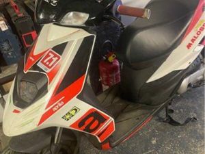 SCOOTER APRILIA SR 50