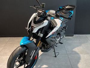CF MOTO 450 NK DESTOCKAGE E5
