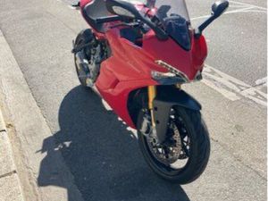 DUCATI SUPER SPORT 939S