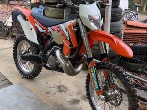 300EXC 2014
