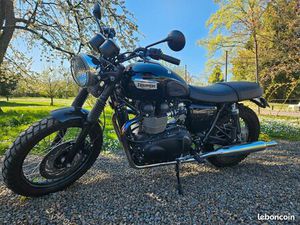 TRIUMPH BONNEVILLE T100 NOIRE – 2014 – 5000 KM – ÉTAT EXCEPTIONNEL