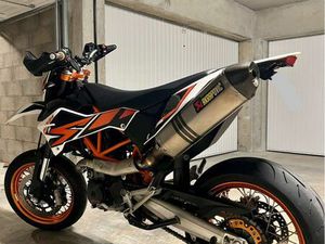 KTM 690 SMC R