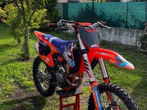 MOTO CROSS KTM 250 SXF