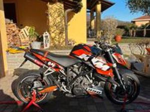 KTM 990 SUPERDUKE LC8