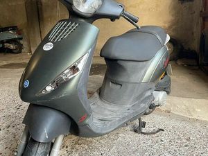ZIP 50 CC PIAGGIO 4T