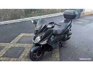 SYM GTS 300 BIEN LIRE L'ANNONCE