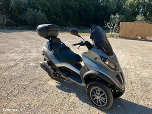 SCOOTER 400C PIAGGO TROIS ROUES