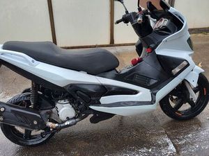SCOOTER 125