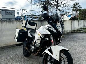 KTM 1290 SUPER ADVENTURE T – FULL OPTIONS – SUIVI KTM