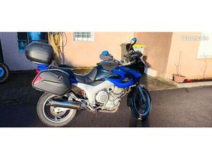 VENDS YAMAHA 850 TDM 4TX