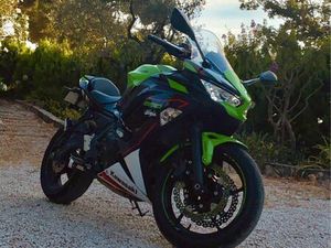 KAWASAKI NINJA 650 KRT A2