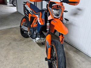 KTM SMCR 690 2023
