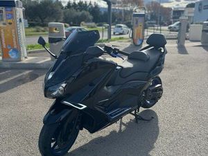 TMAX 530 BLACK MAX