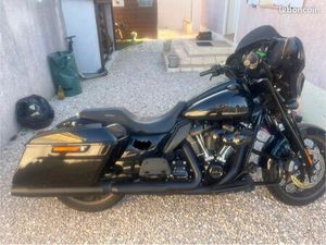 VENDS STREET, GLIDE, ST