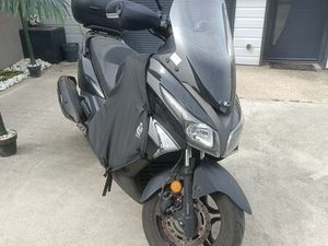 X TOWN 300 KYMCO
